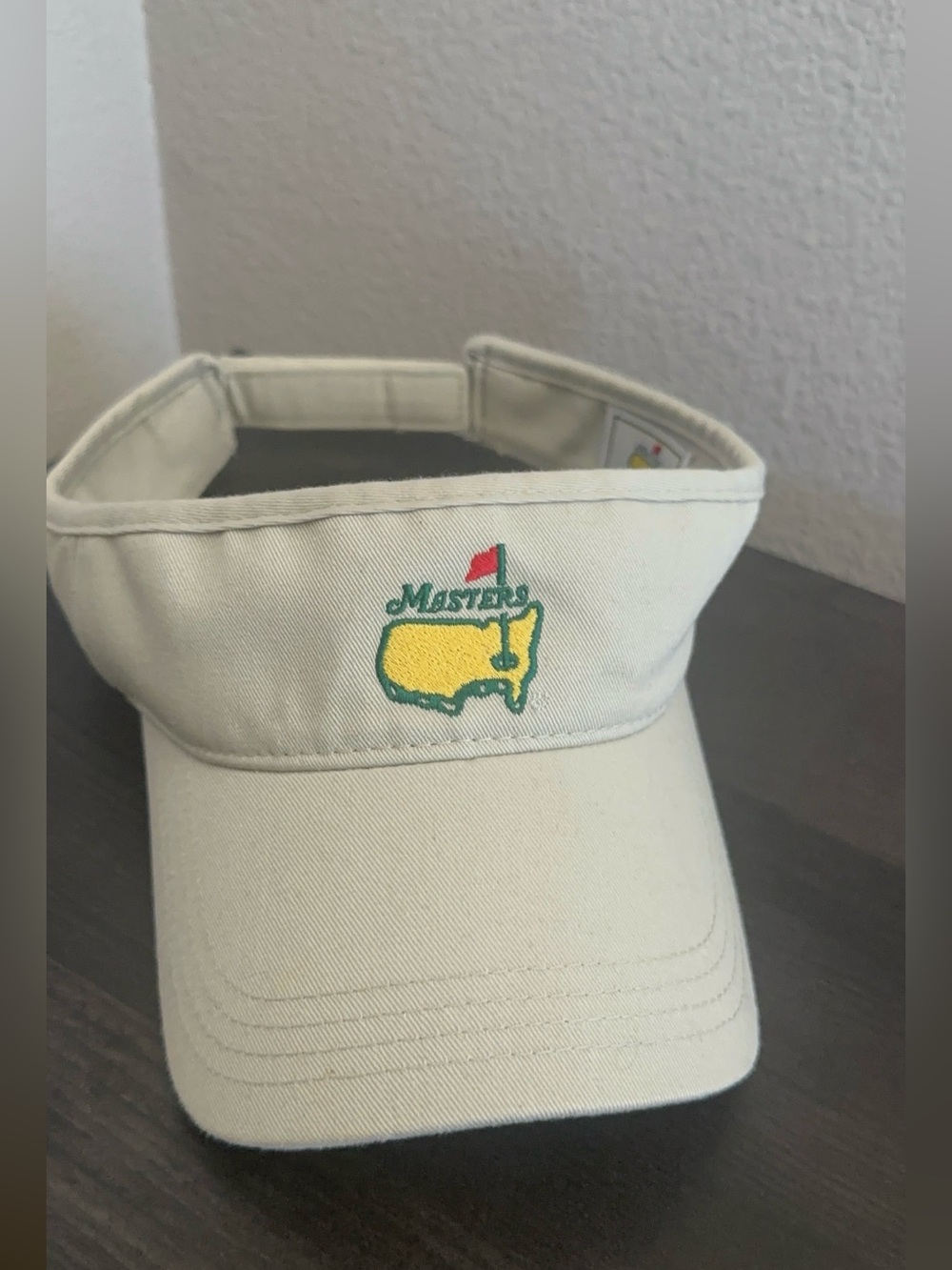 Masters American Needle Tournament Golf Visor.